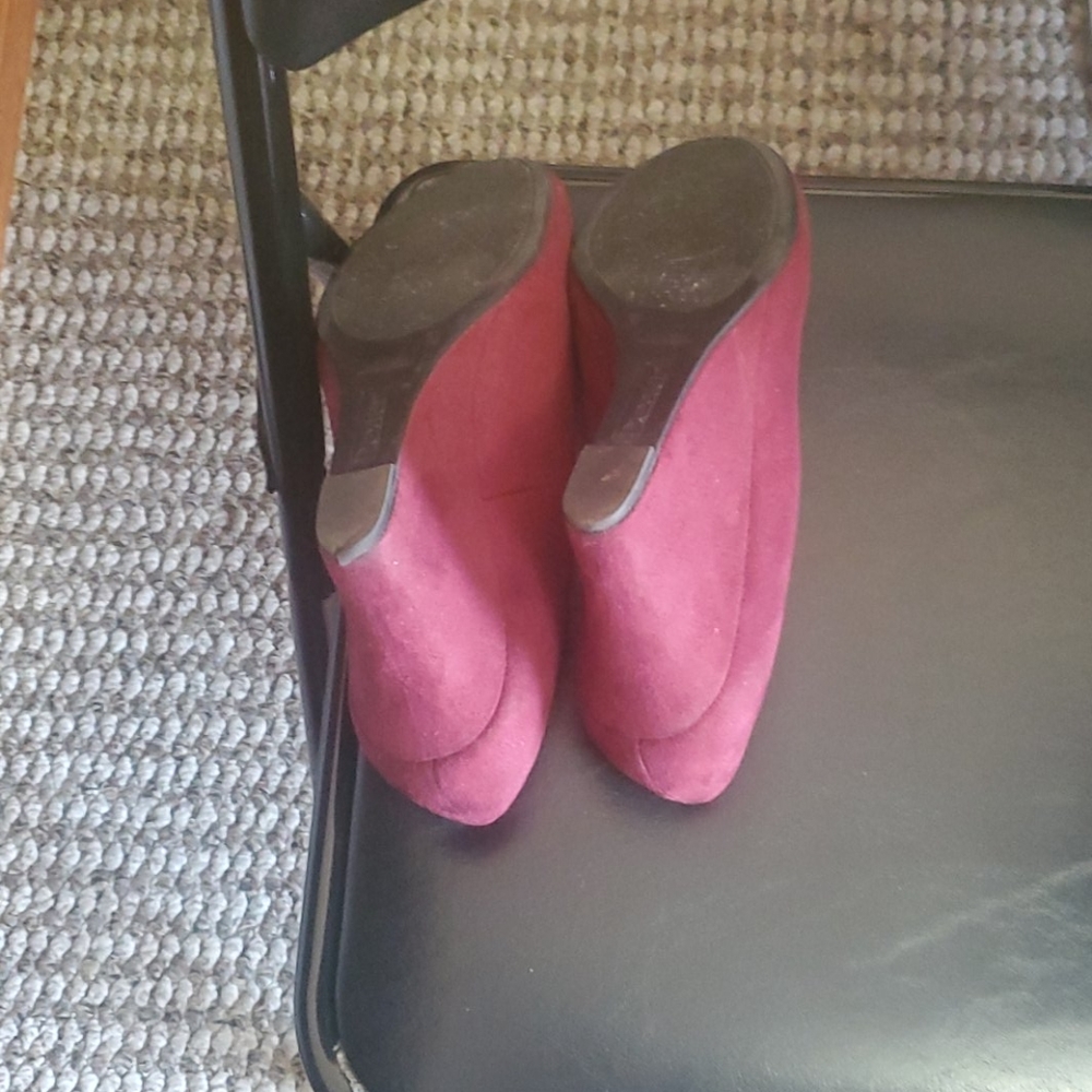 Wedge Shoes - Picture 3 of 3